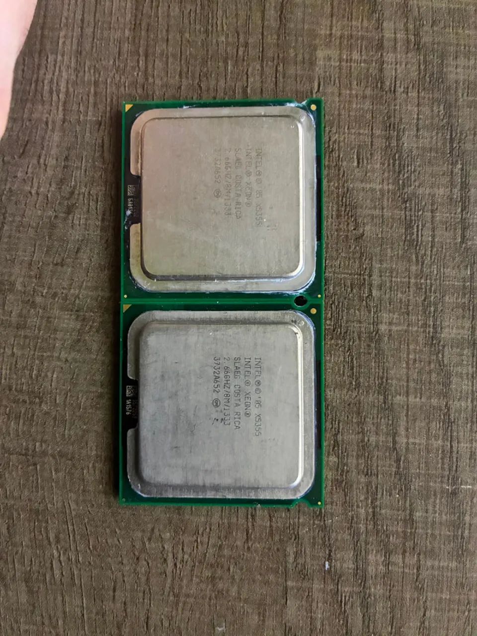 2x Intel Xeon X5355 - Foto 2