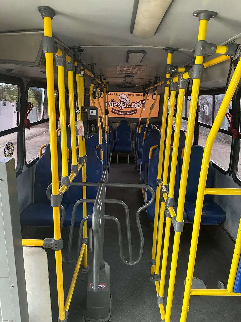 Micro-ônibus 2015 - Foto 11