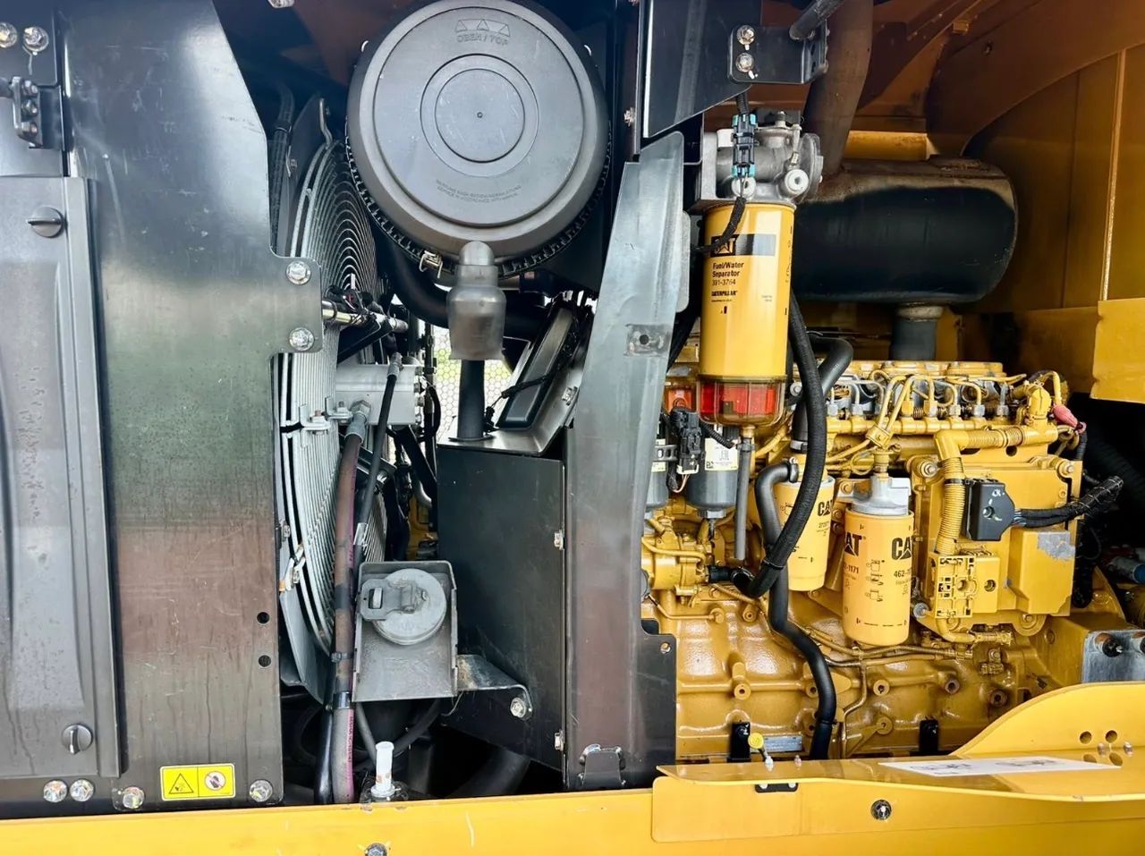 Pá Carregadeira Caterpillar 938K ano 2022 com 6.400 horas, ar condicionado, em SP - Foto 5