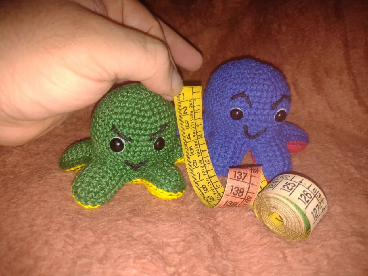 Conjunto de Peças de Crochê Amigurumi.