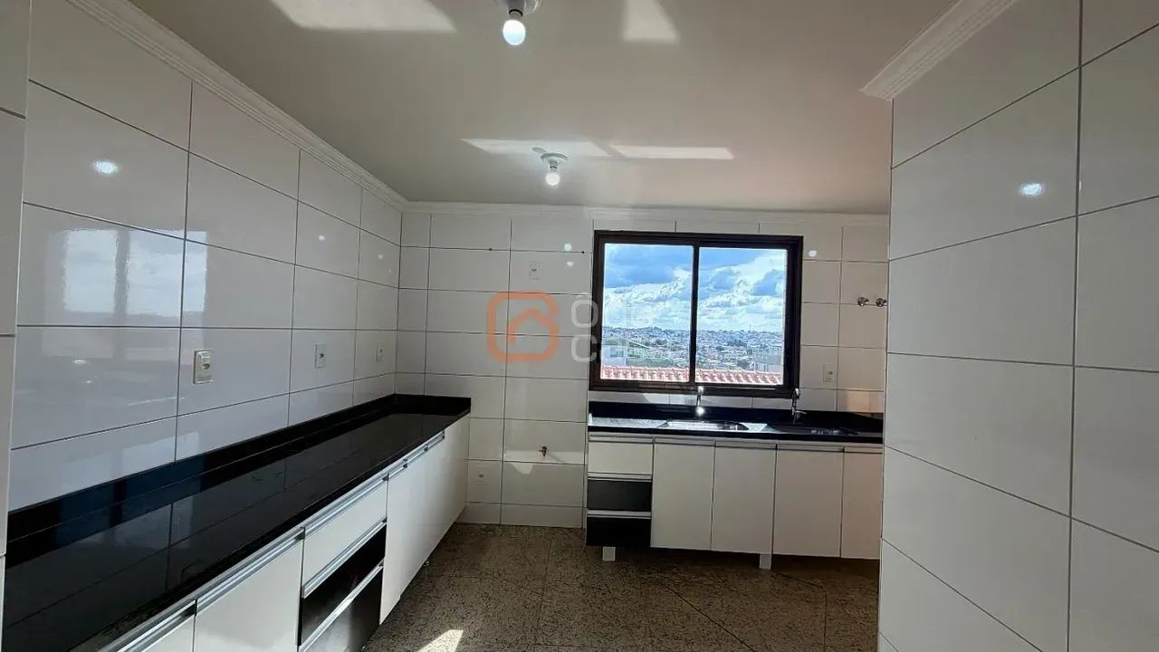 Apartamento com 5 quartos e elevador para locação no Santa Amélia - Foto 4