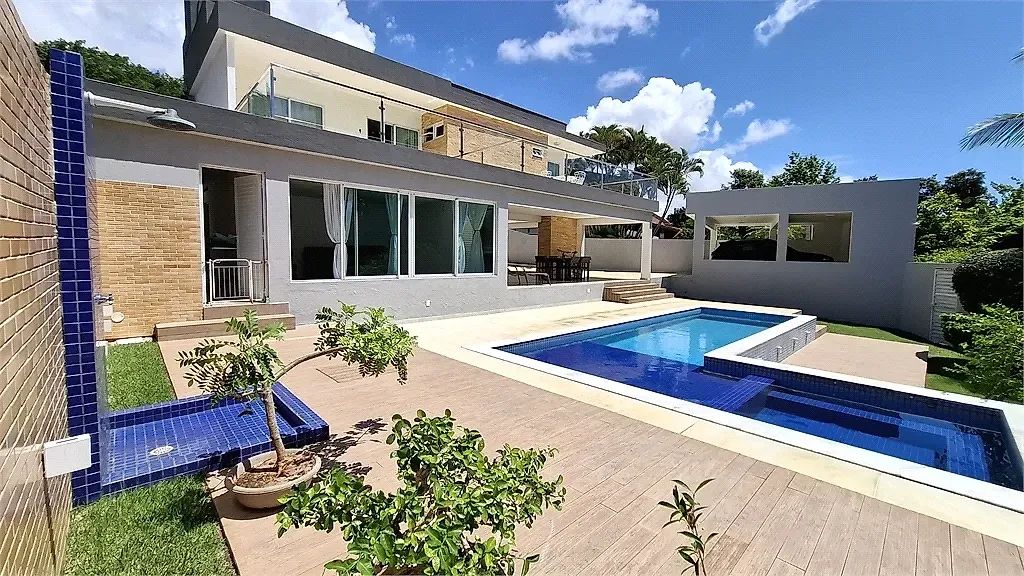 Casa 5 Quartos com 5 Suítes e 430m² - Jardim Petrópolis