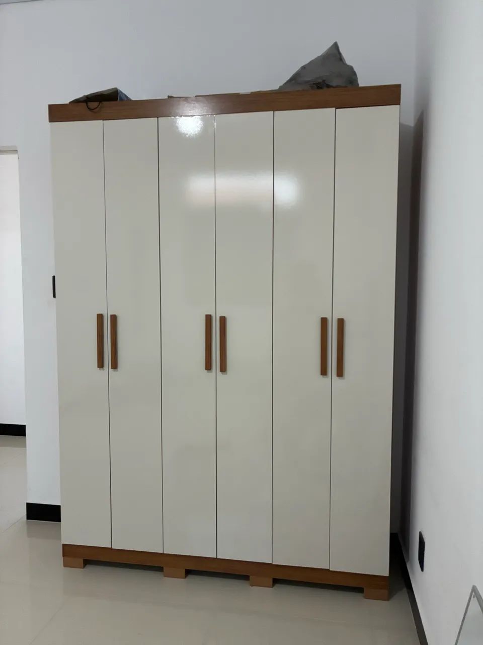 Vendo Guarda-roupa 
