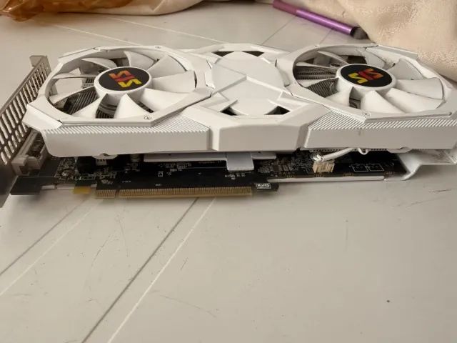 Placa de Video RX 580 8GB ( Não Dá Video )