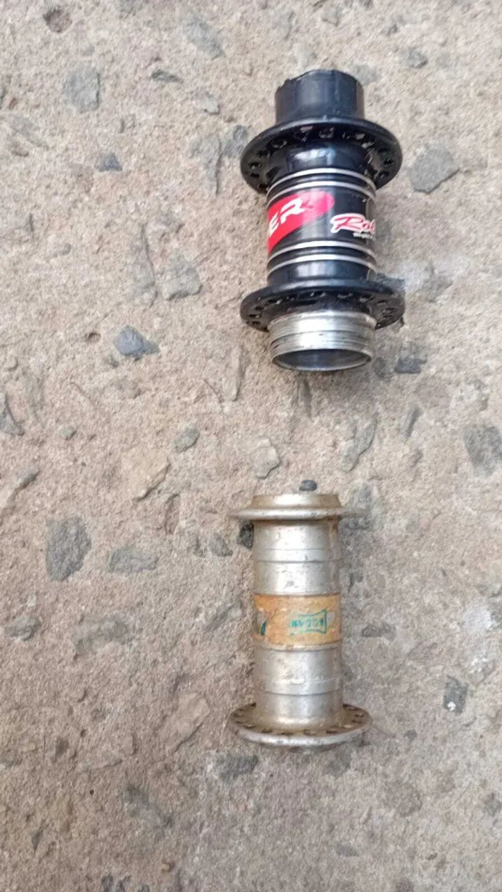 PAR CUBOS DE ROLAMENTOS
