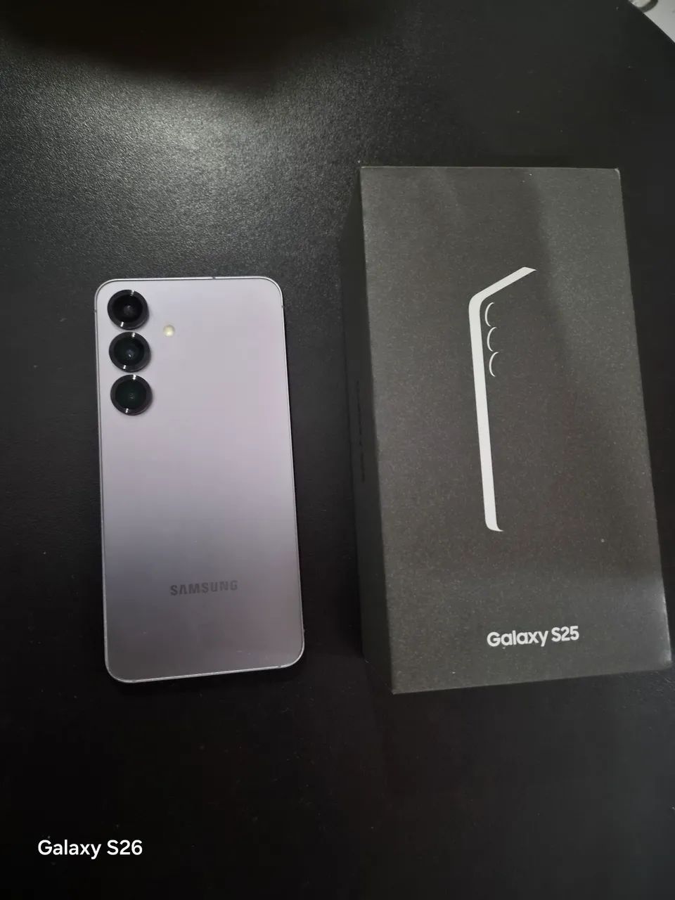 Celular S25 normal