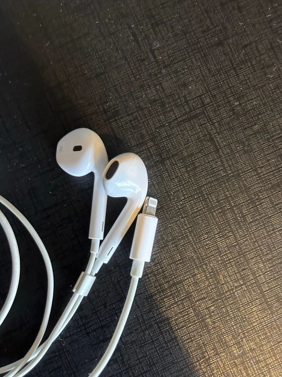 Fone Original Apple com fio Lightning - Foto 2