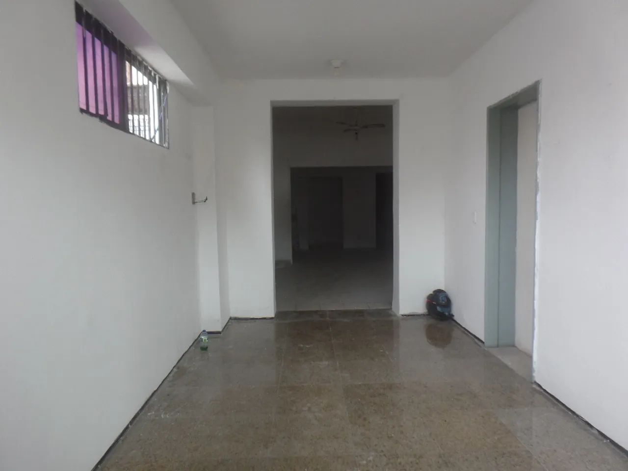 Área com terreno de aprox. 308m², e Aprox. 208m² de Área construída, Recepção02 Ambientes, - Foto 5