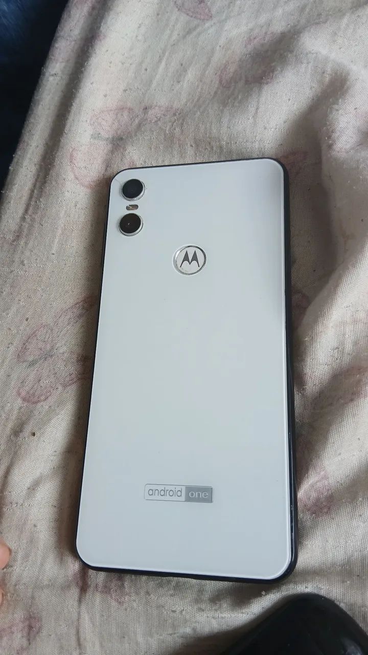 Vendo um Android one 