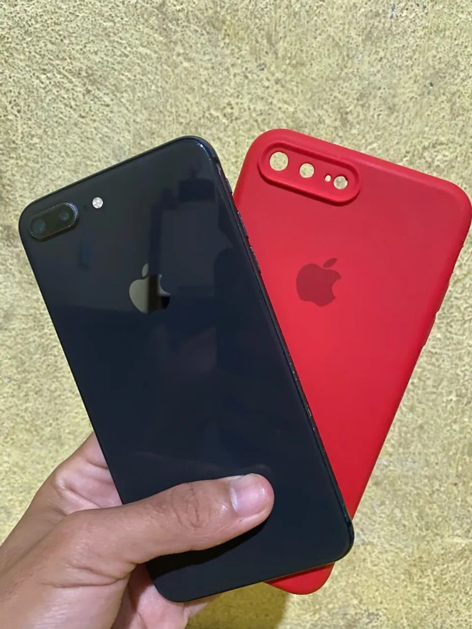 iPhone 8 Plus - 64GB