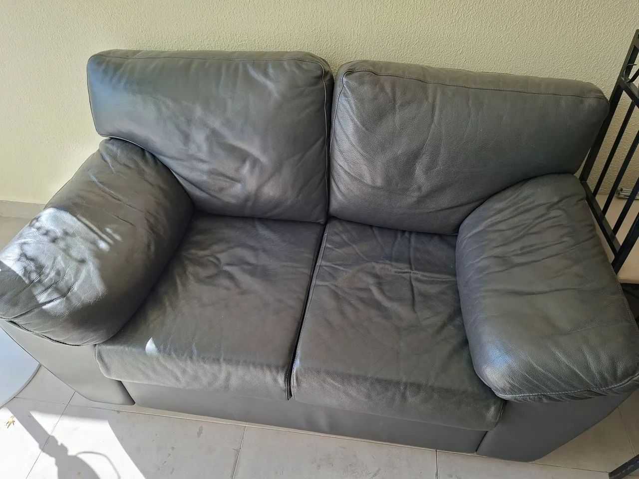 Sofá de couro - Foto 2