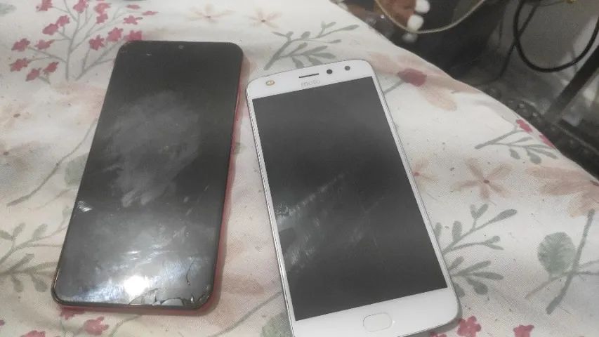 2 celulares para retirada de peças  - Foto 2