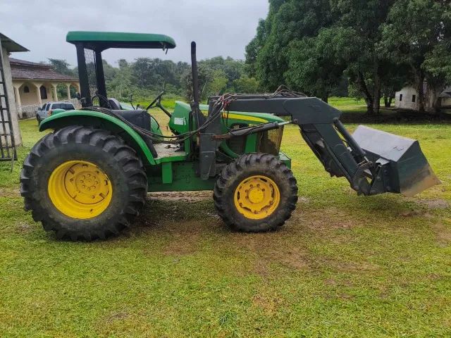 TRATOR JONH DEERE 6110E - Foto 3