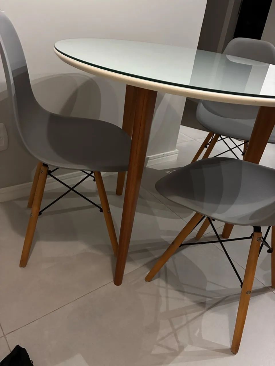 Conjunto sala de jantar mesa e cadeiras - Foto 3