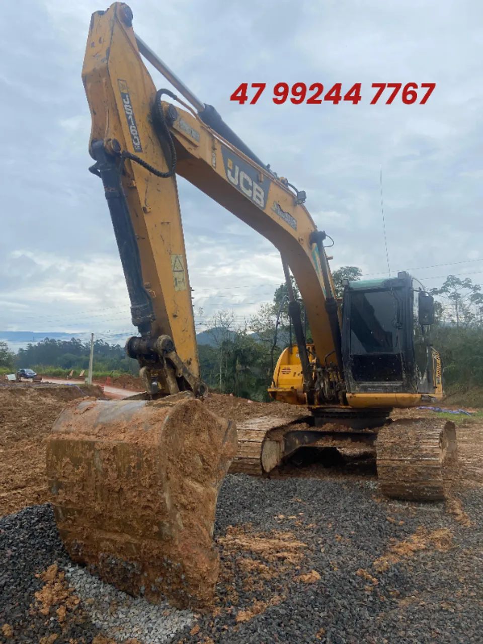 JCB JS160 2013 Revisada - primeiro dono/tenho nota fiscal - Dinheiro e Troca