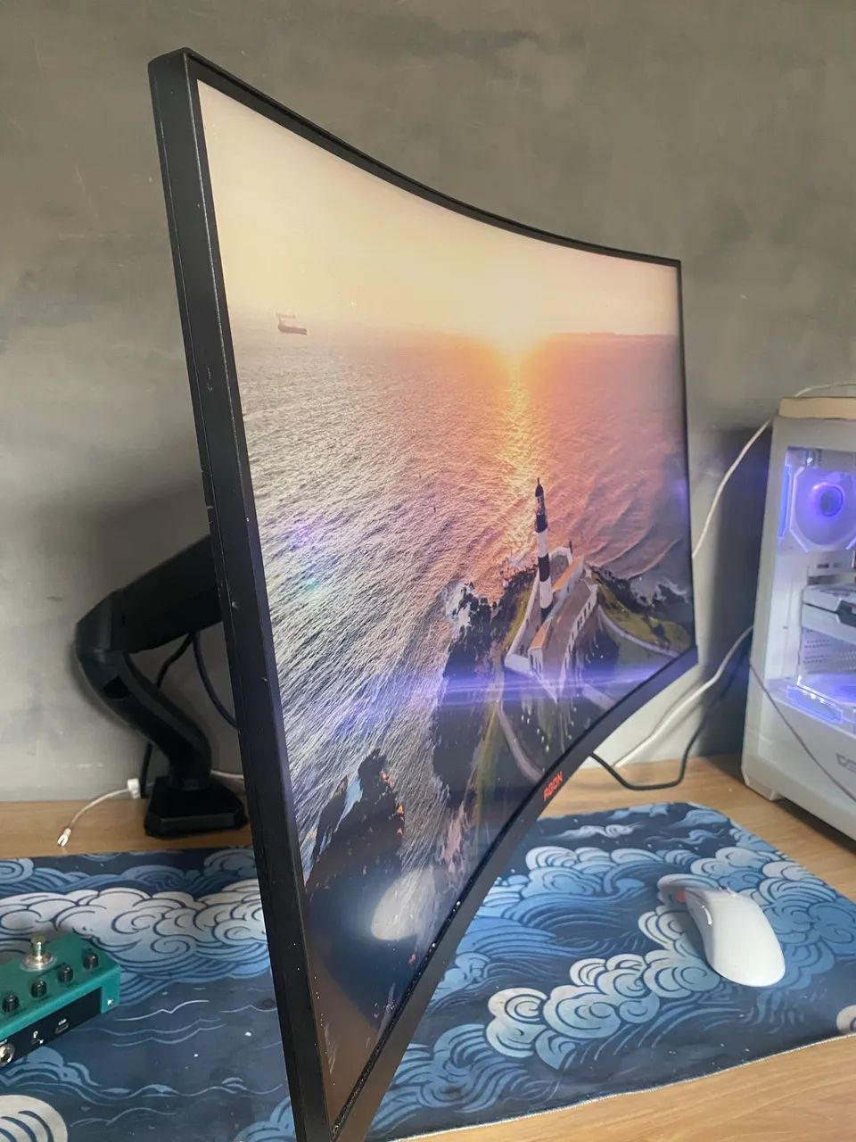 Anúncio - Monitor Gamer AOC Agon 32? Curvo 165Hz - Foto 6