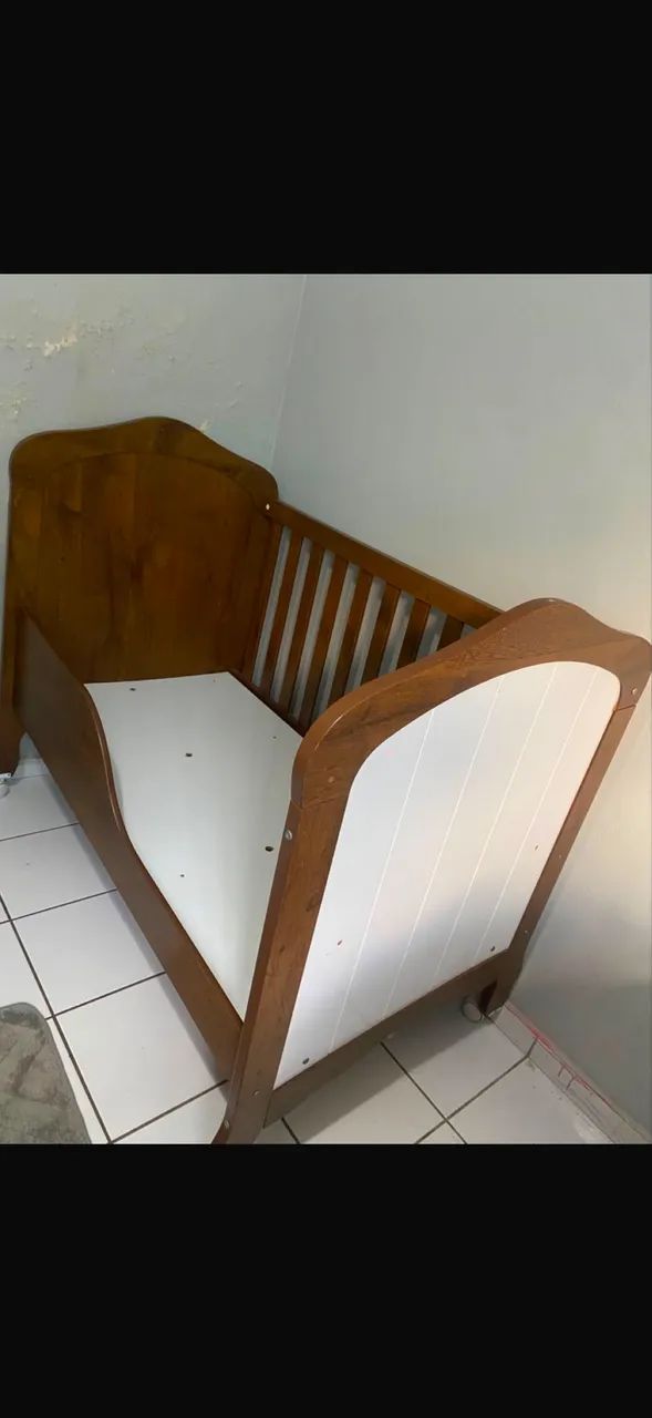 berço infantil semi novo
