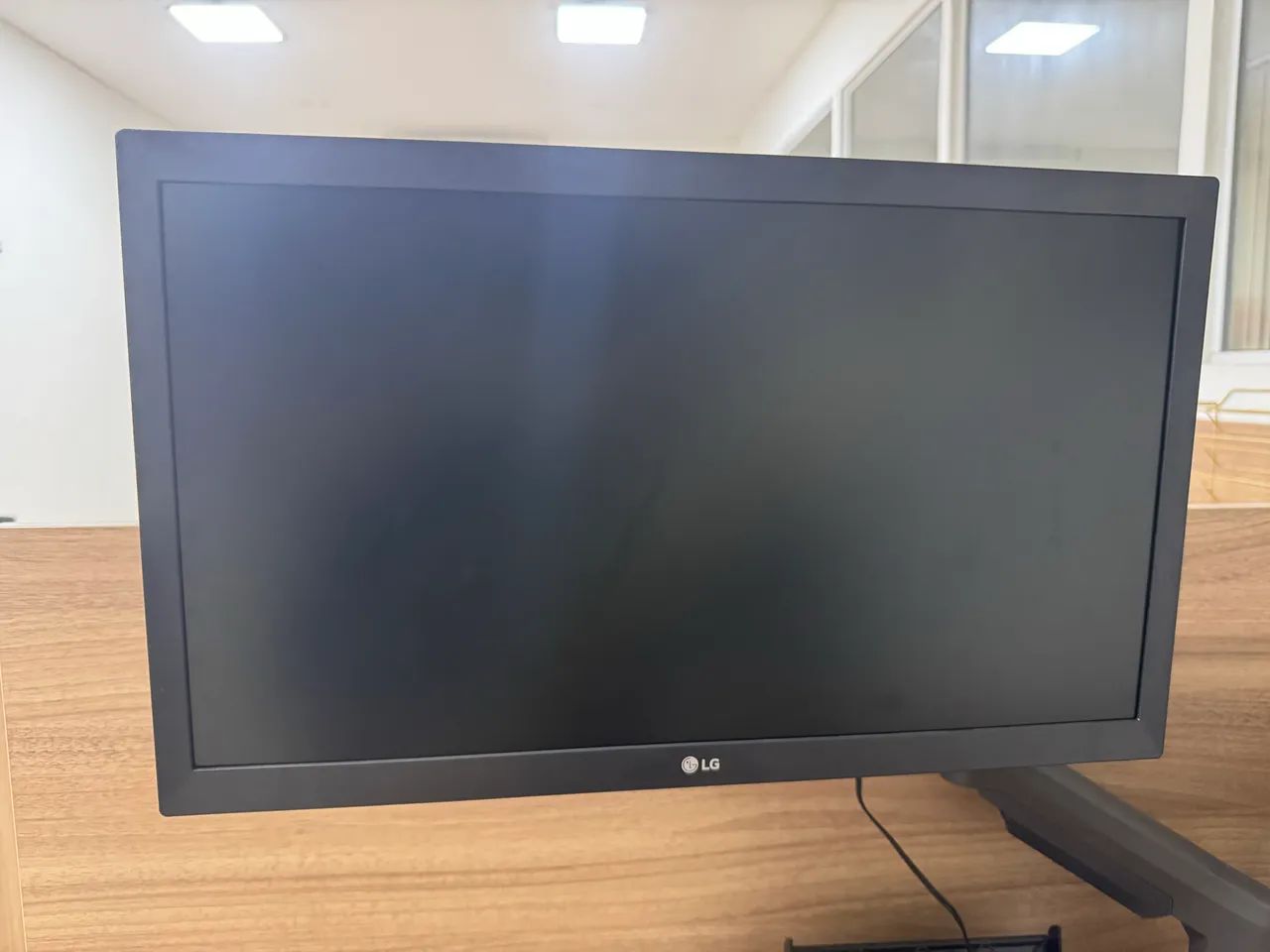 MONITOR LG 19,5? - 20MK400