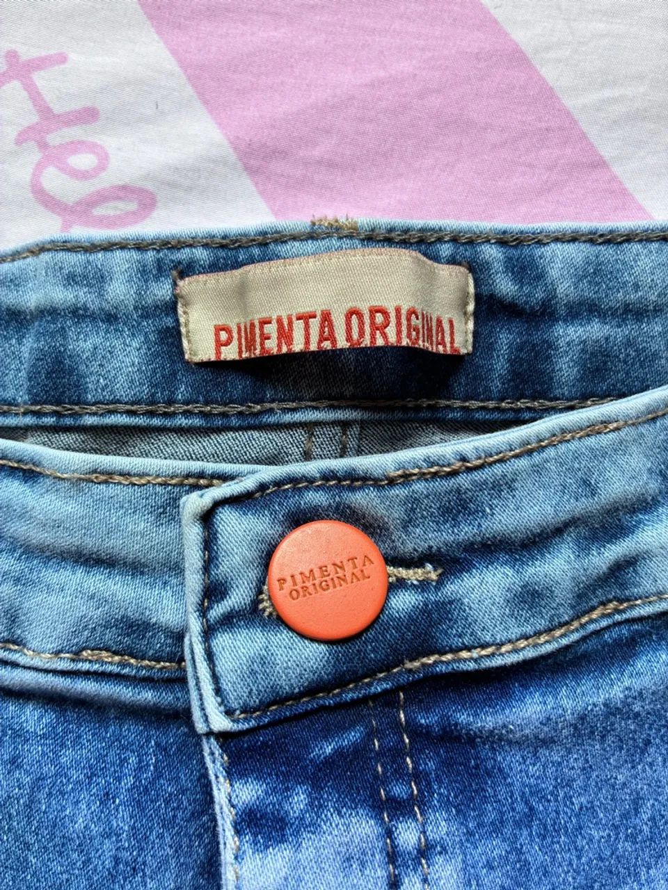 Calca jeans marmorizada pimenta original  - Foto 5