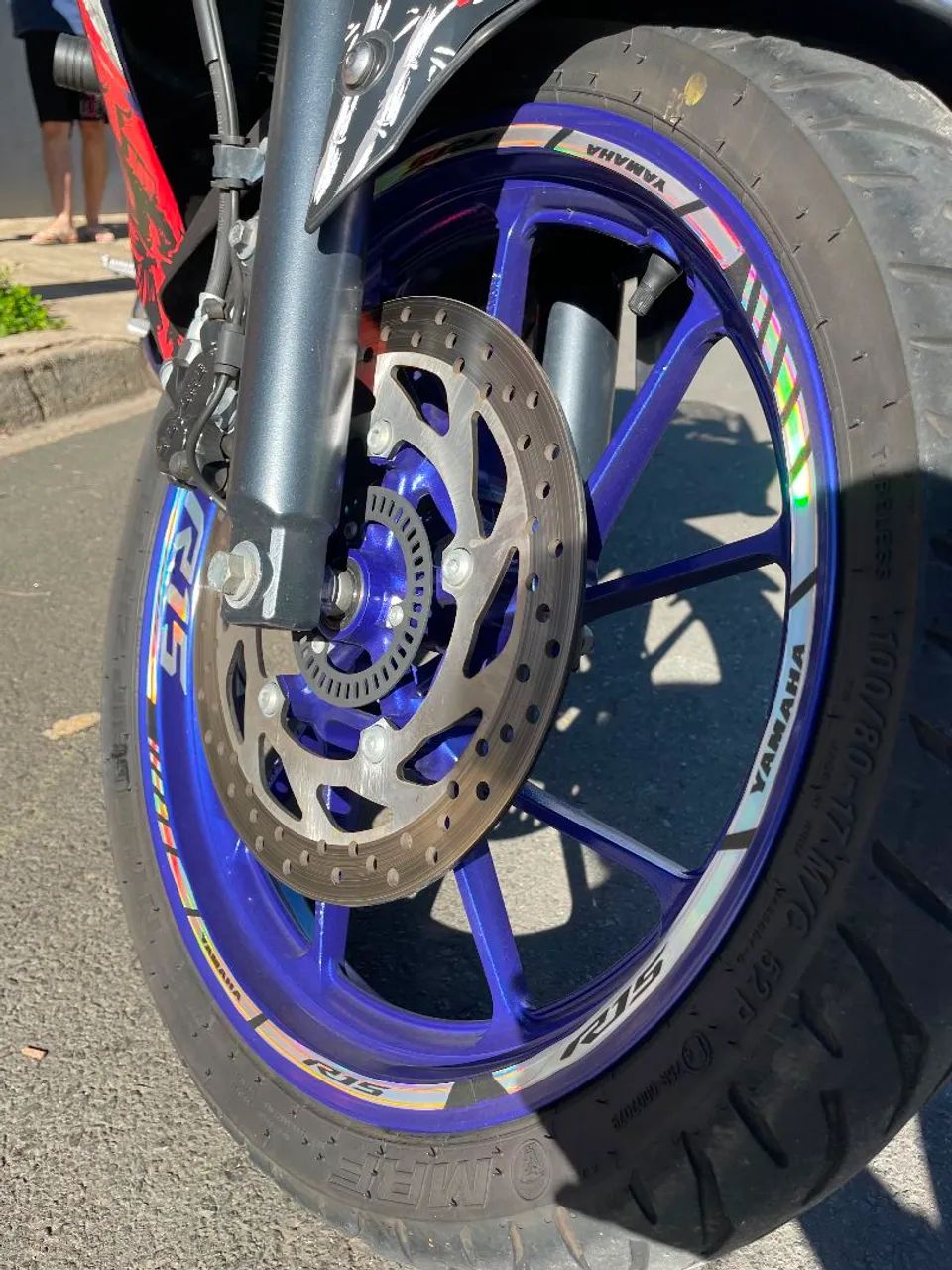 YAMAHA R15 - Foto 4
