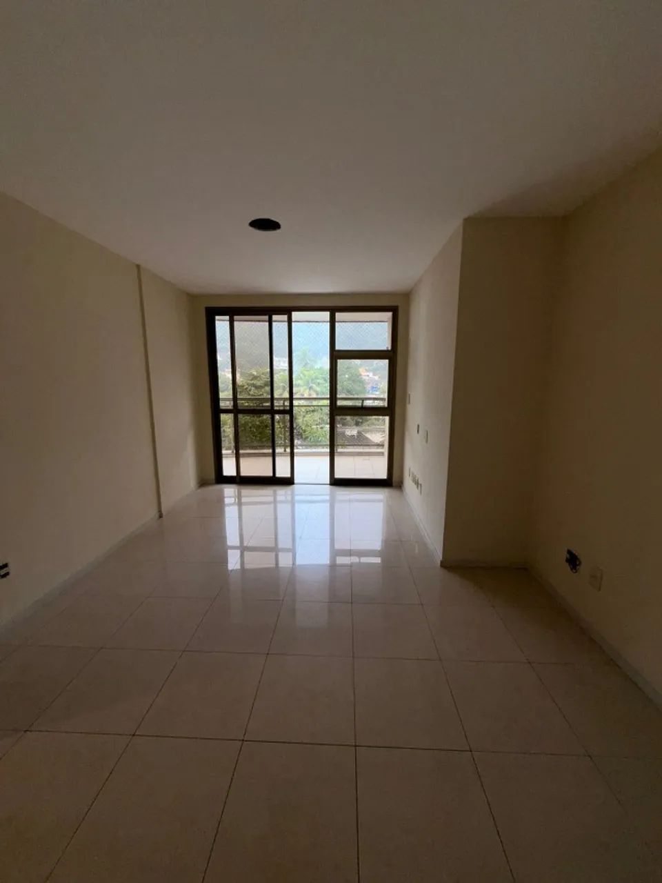 Otimo apto em S Francisco -Niterói 2 quartos - Foto 5