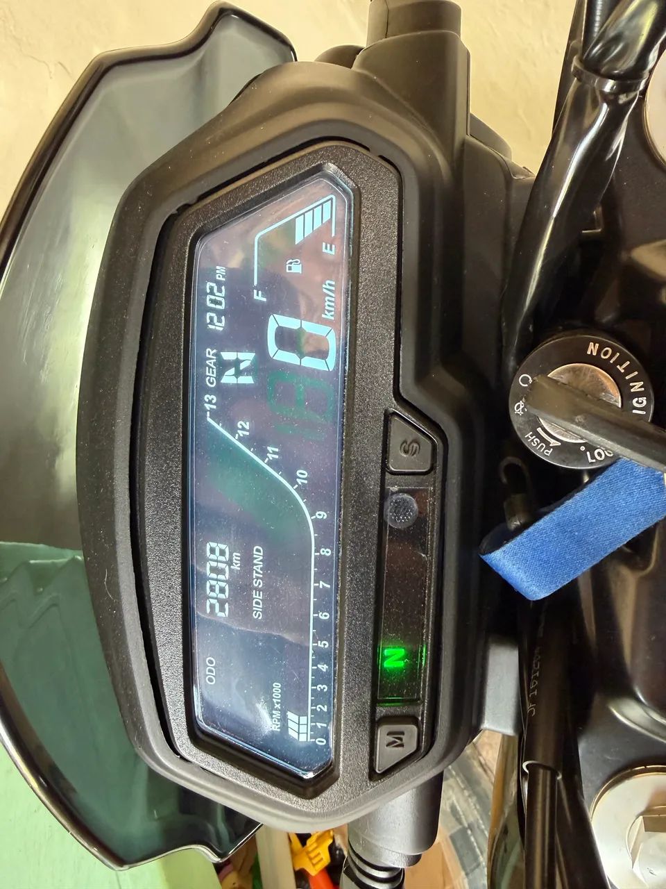 Dominar 250 Bajaj  - Foto 5