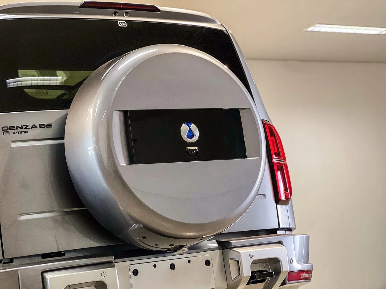 Denza B5 SUV híbrido plug-in, foto 7 de 19