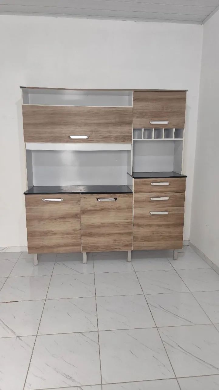 O armário de cozinha completo, NESHER