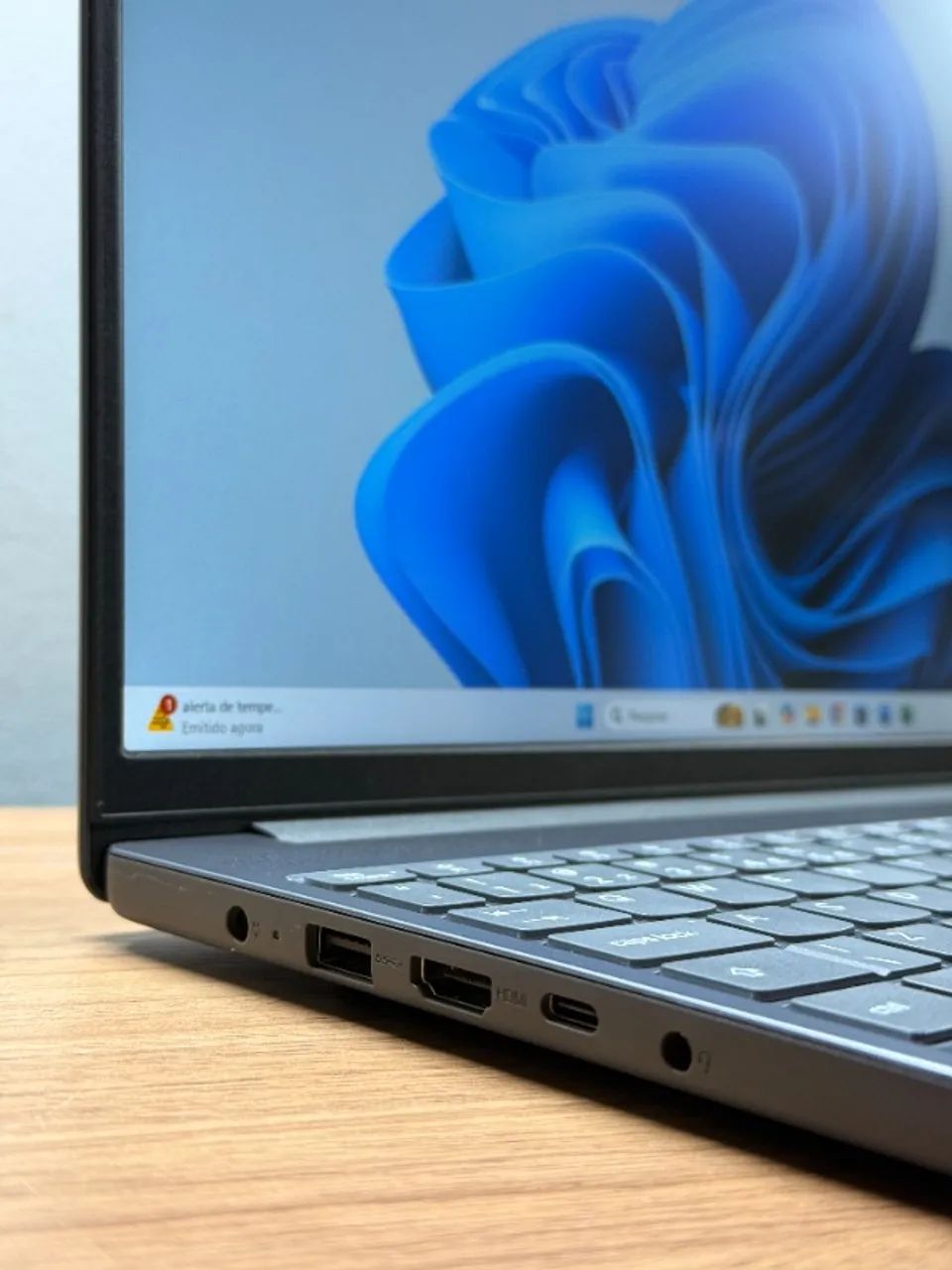 Notebook Lenovo Intel Core i5 13th DDR5 512SSD 15.6