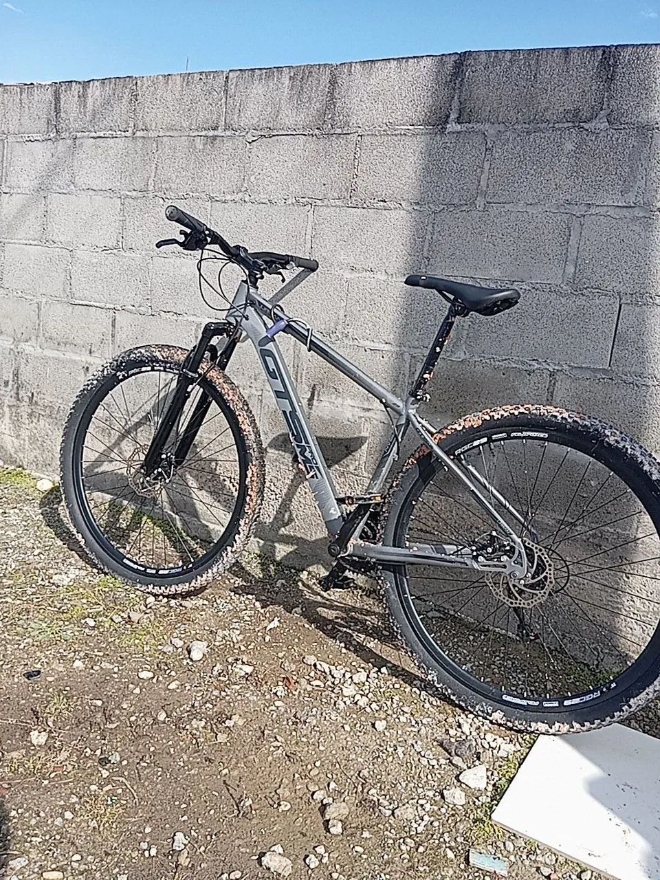 Bicicleta Aro29 GTSM5 - Foto 2