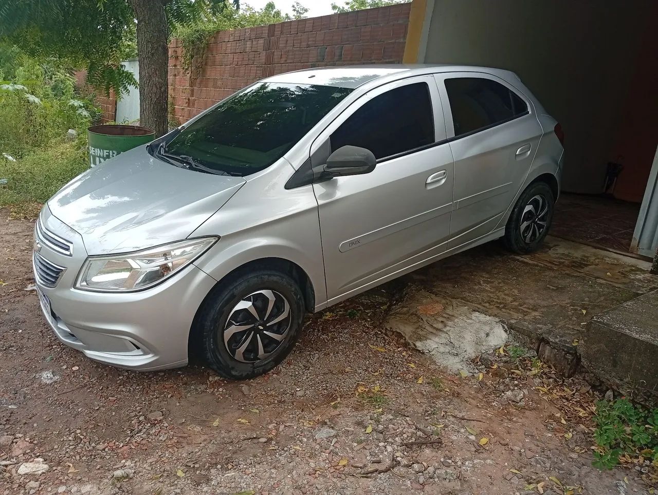 Chevrolet Onix 2016