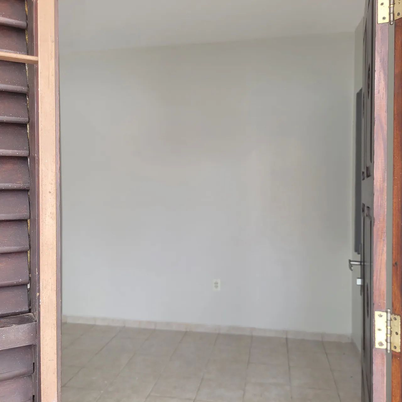 Aluga-se casa nos Bancários - Foto 4