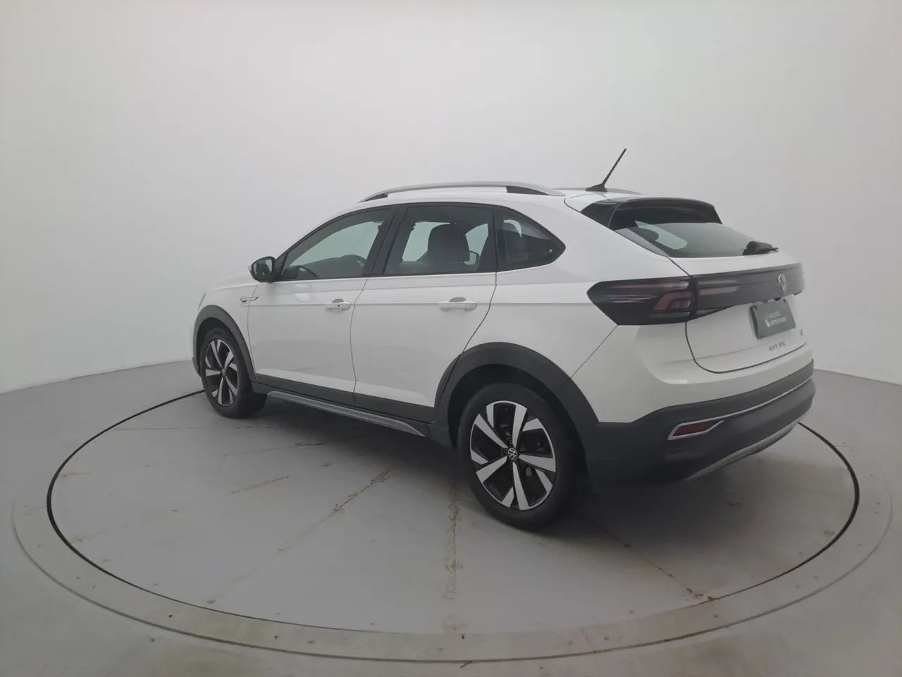 Volkswagen Nivus Highline 1.0 200 TSI Flex Aut., foto 3 de 18