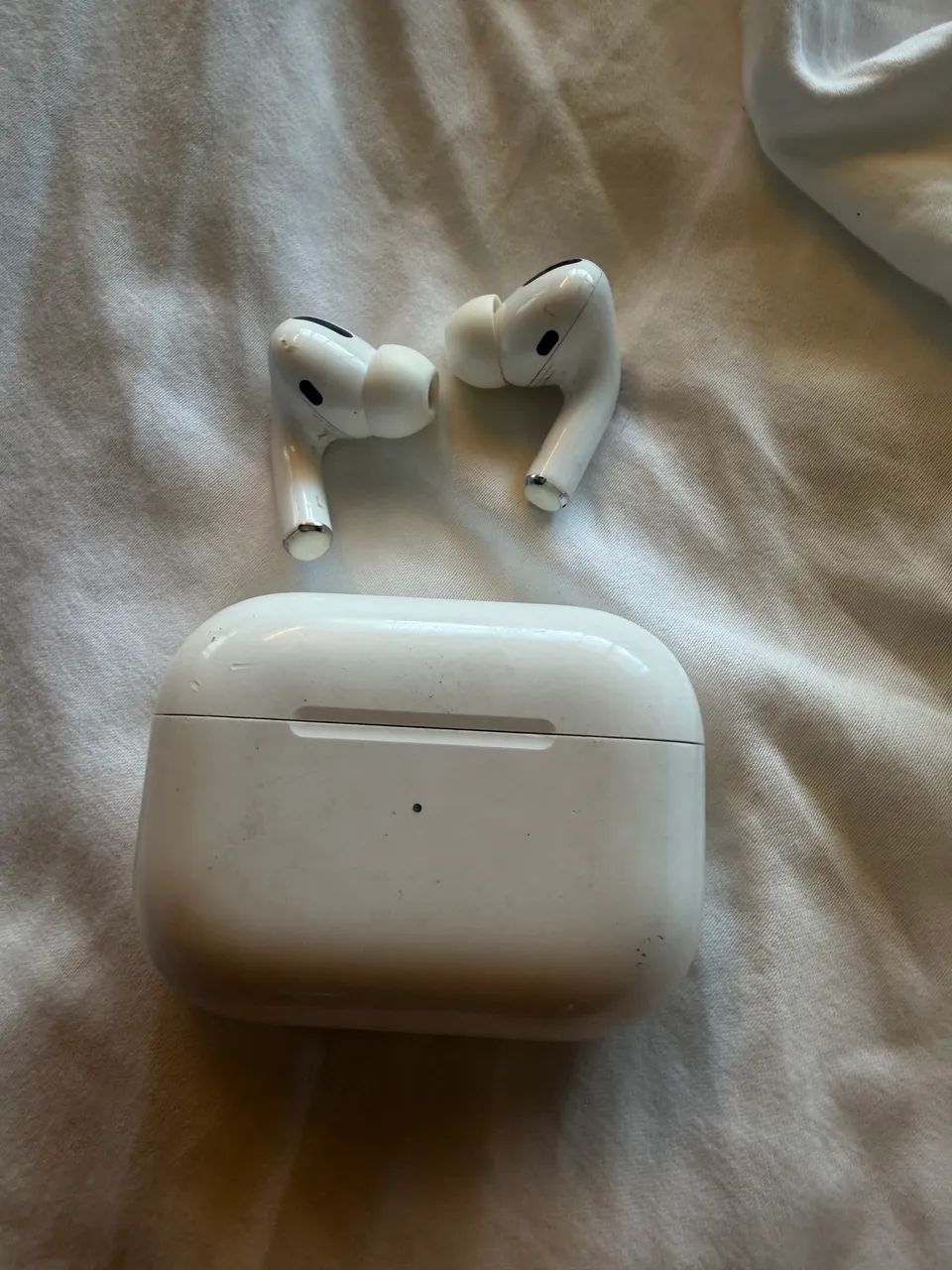 Apple AirPods Pro (1st generation) with MagSafe Charging Case Original com Caixa - Foto 4
