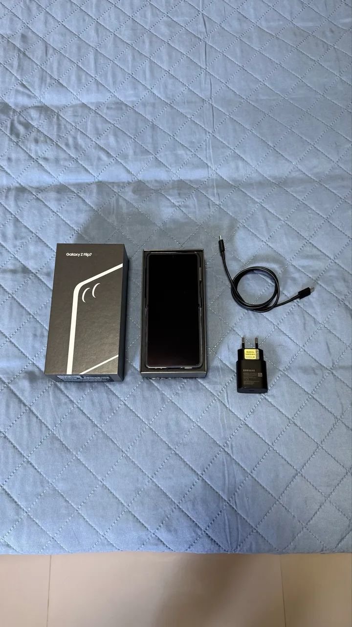 Samsung Galaxy Z Flip 7 - Foto 5