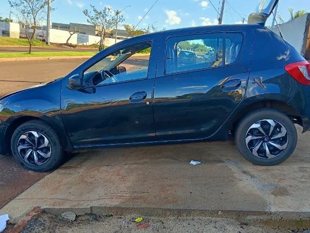 Renault Sandero 2015