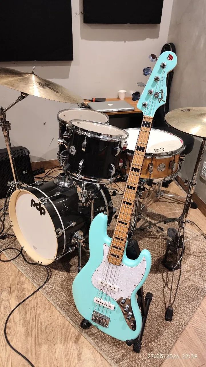 fender jazz bass mexicano