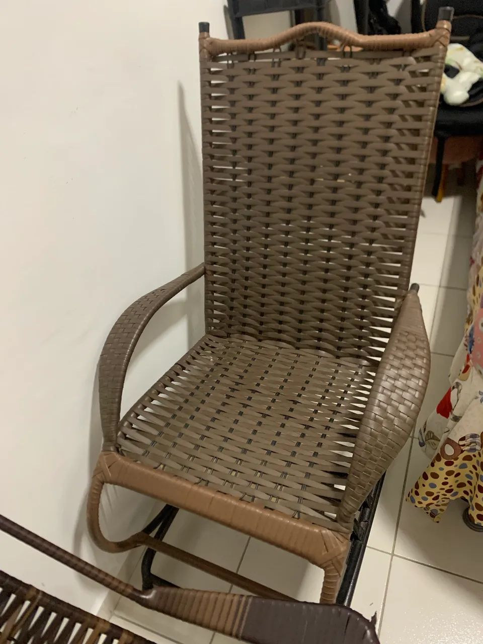 Cadeira de balanço  precisando de solda 