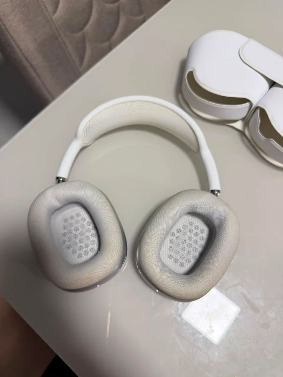 AirPods Max silver 