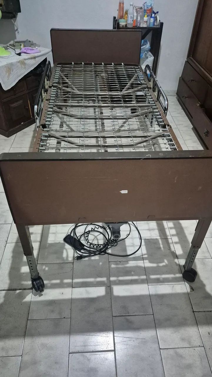Cama hospitalar elétrica - Foto 5