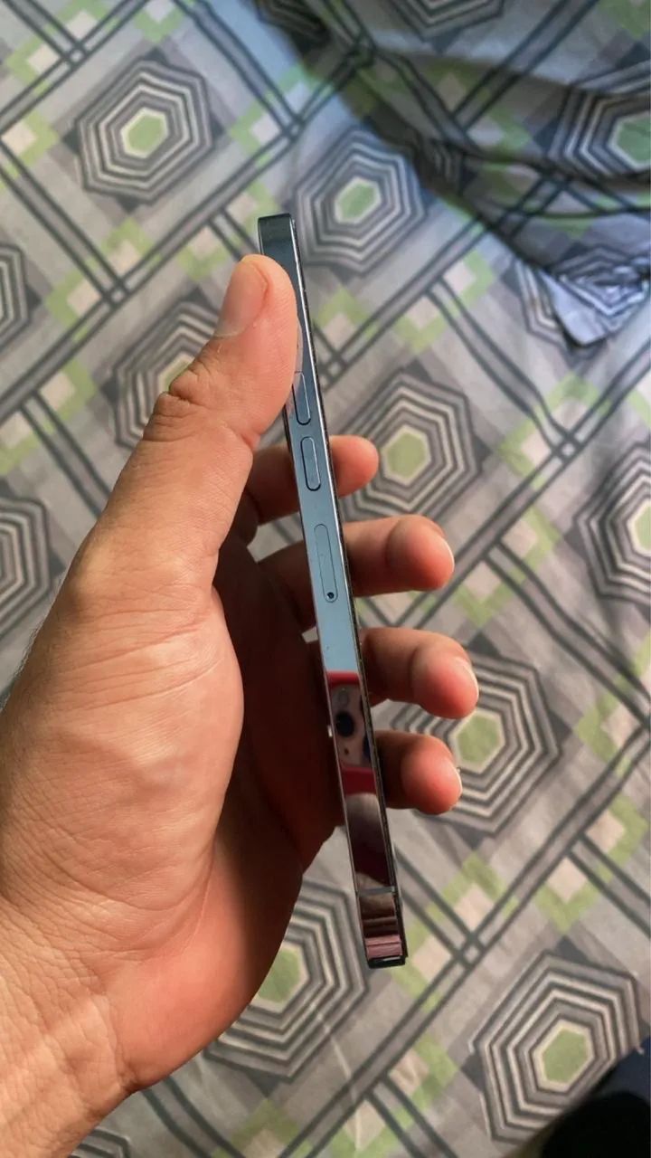 iPhone 13 Pro Max 128 GB - Foto 2