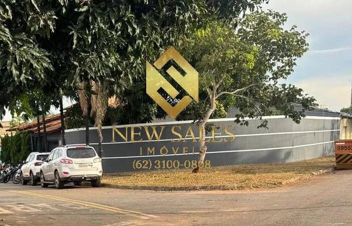 Casa com 3 Quartos sendo uma suíte e Localização privilegiada !! - Foto 5