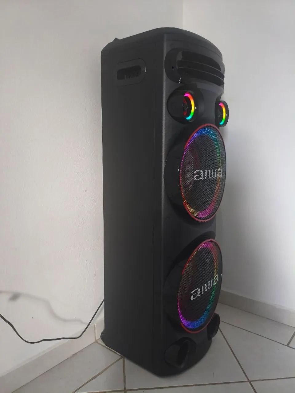 Caixa de Som Aiwa 2300W RMS Bluetooth 6 Meses de Uso - Foto 2