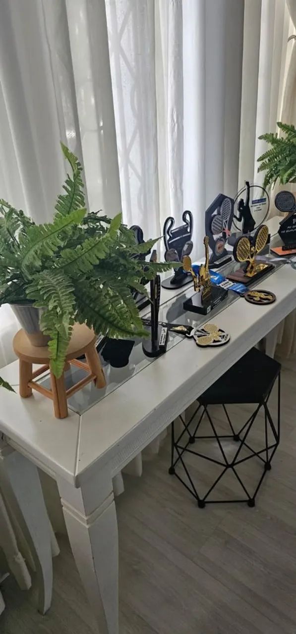 Aparador pintado de branco - Foto 2