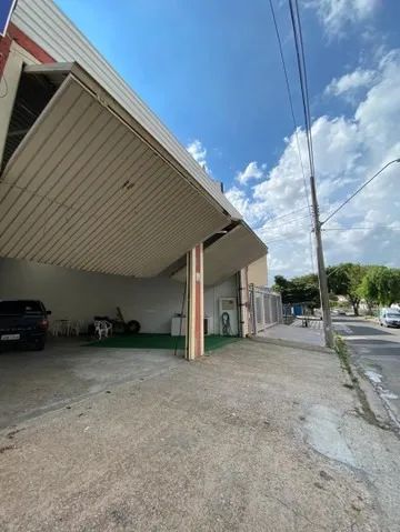Barracão e casa já alugados, vendo, aceito permuta ou financio .