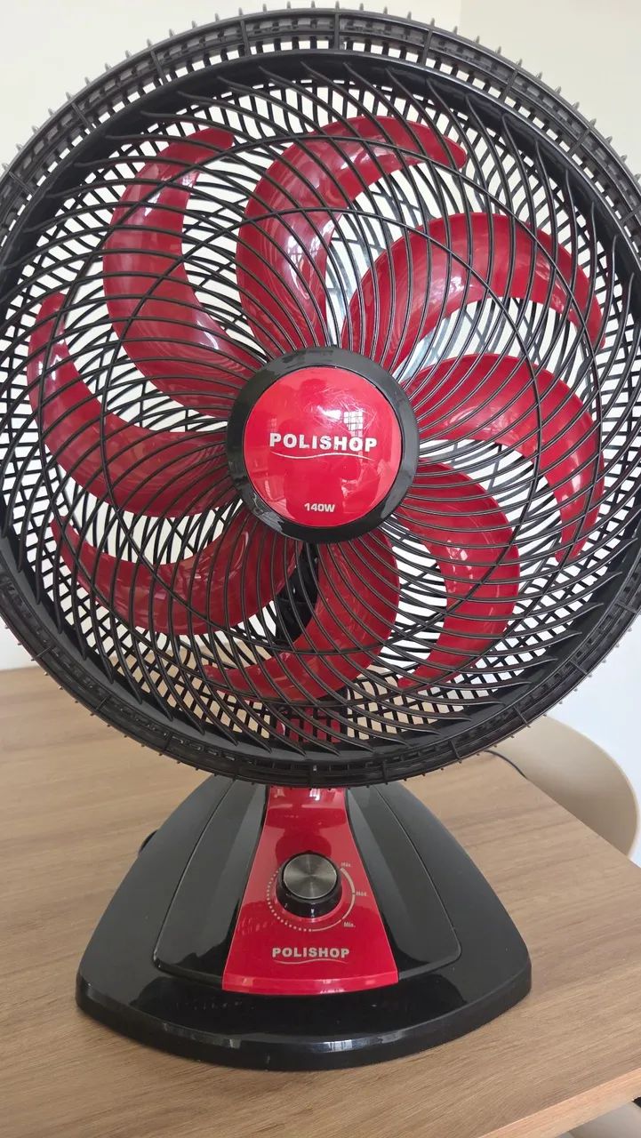 Ventilador mesa funcionando perfeitamente 