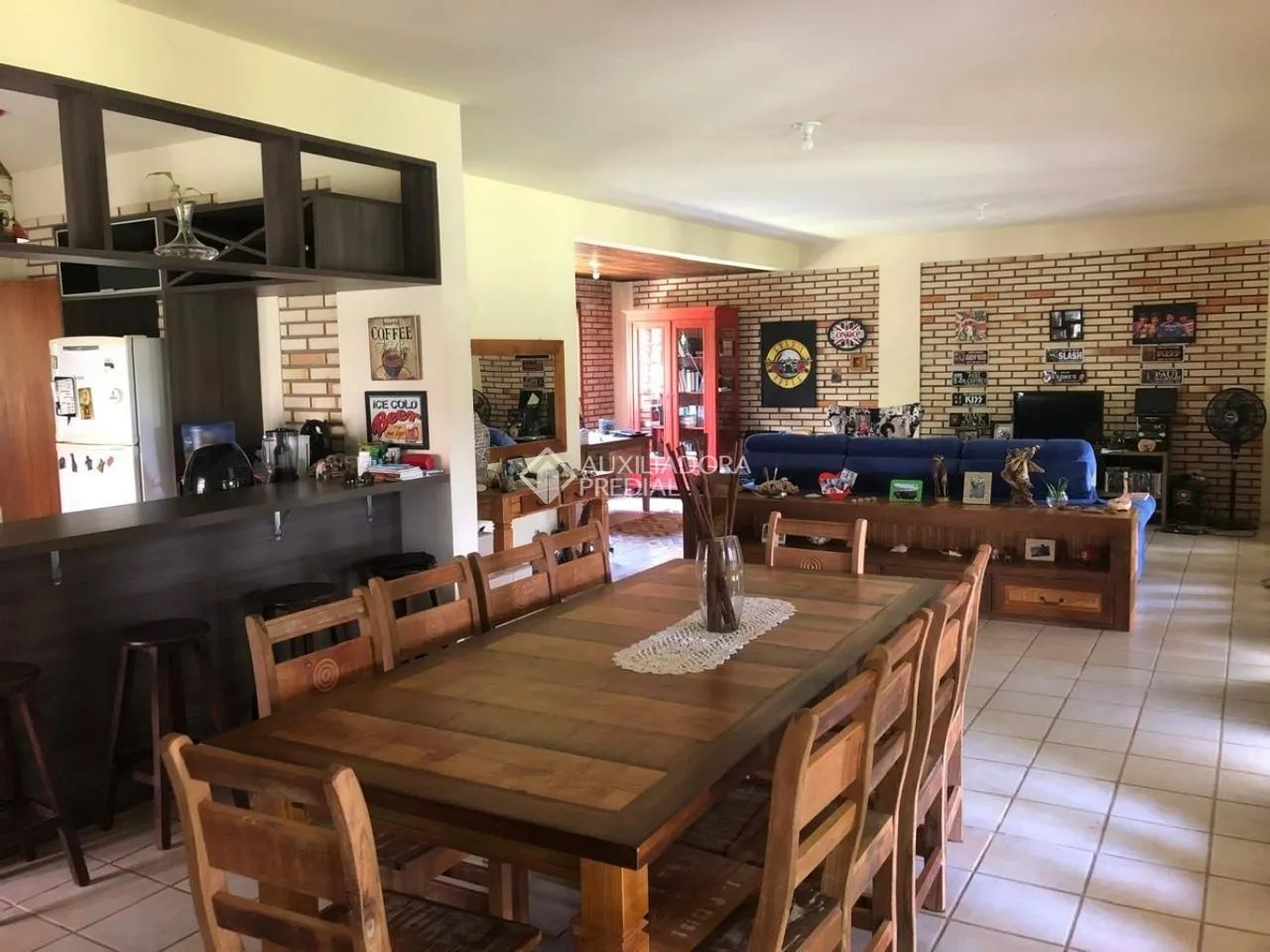 Casa com 409m2 de área construída num terreno com 1.225 metros quadrados . - Foto 5