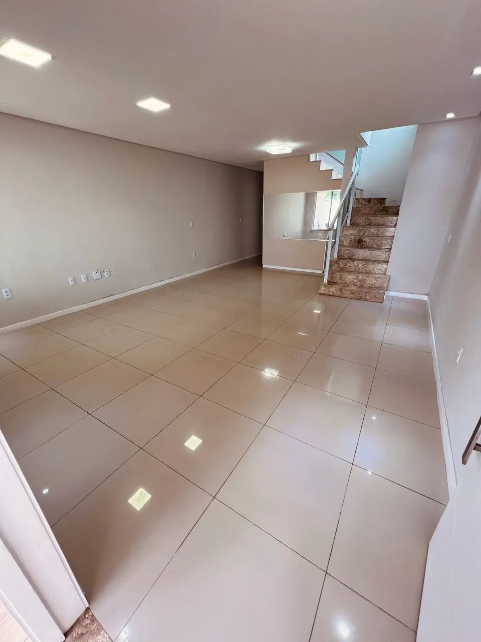  CASA DUPLEX À VENDA SAPIRANGA  - Foto 4