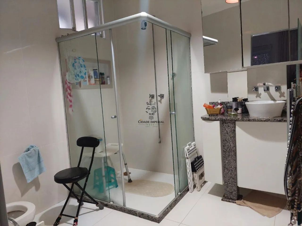 Alugo Centro de Petrópolis com 3 quartos com sala em 2 ambientes - Foto 5