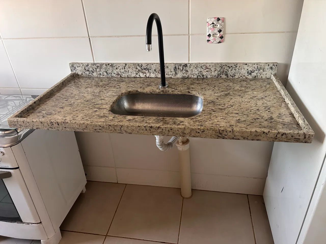 Pia e lavatório de banheiro  - Foto 2